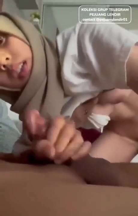 Abg Viral Terbaru Ukhti Hijab Anisa Ngocok punya Pacar ketelen kemulut Top Trending Indo New 2025 Yandex Global